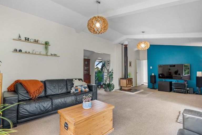 Photo of property in 49 Walton Park Avenue, Fairfield, Dunedin, 9018