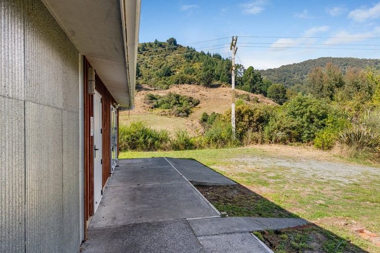 Photo of property in 948 Queen Charlotte Drive, Linkwater, Picton, 7281