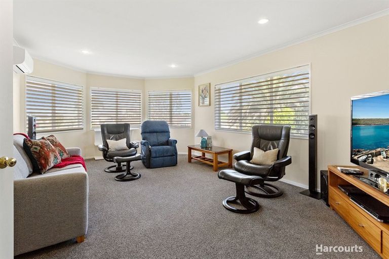 Photo of property in 3 Chatsfield Place, Te Kamo, Whangarei, 0112