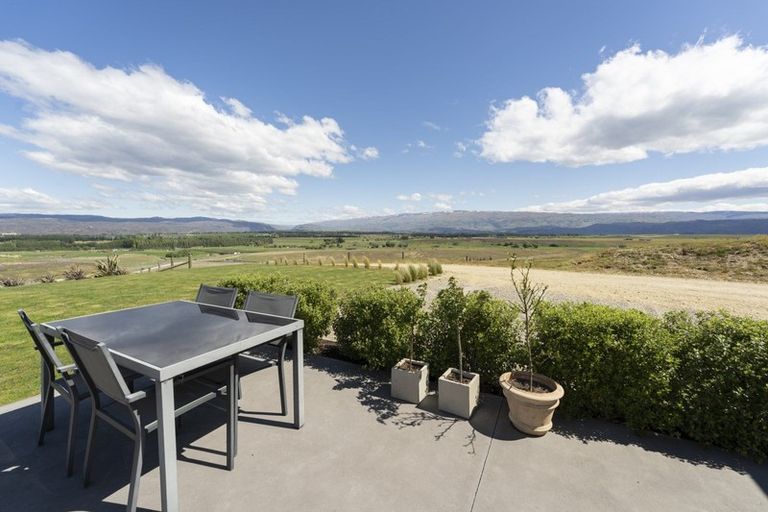 Photo of property in 77 Leaning Rock Road, Springvale, Alexandra, 9393