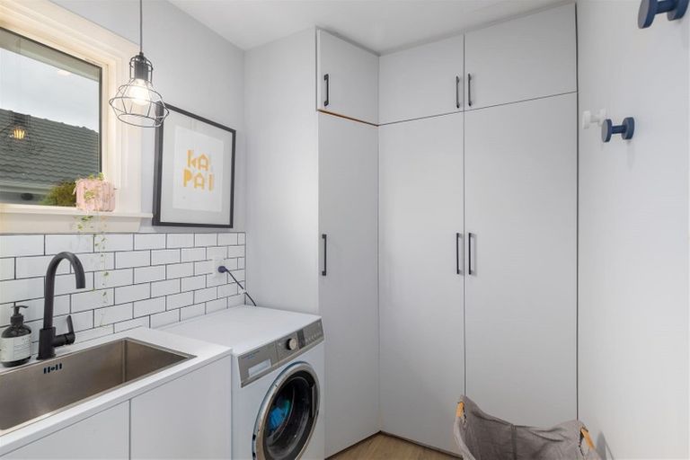 Photo of property in 4 Jameson Avenue, St Albans, Christchurch, 8052