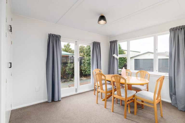 Photo of property in 114 Mooray Avenue, Bishopdale, Christchurch, 8053