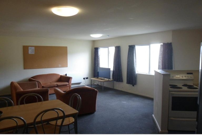 Photo of property in Basin Reserve Complex, 39/4 Sussex Street, Mount Cook, Wellington, 6021