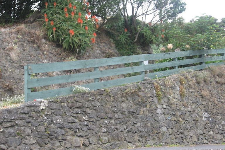 Photo of property in 64 Wellington Road, Paekakariki, 5034