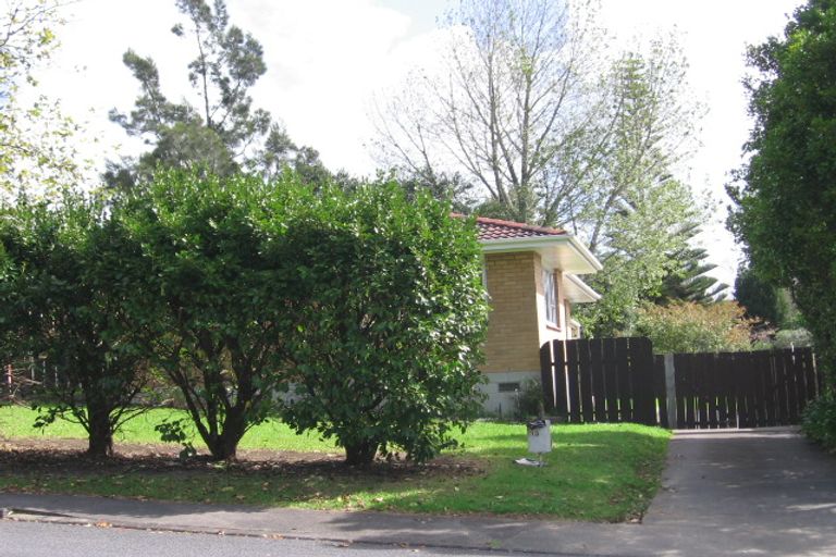 Photo of property in 13 Solar Road, Glen Eden, Auckland, 0602
