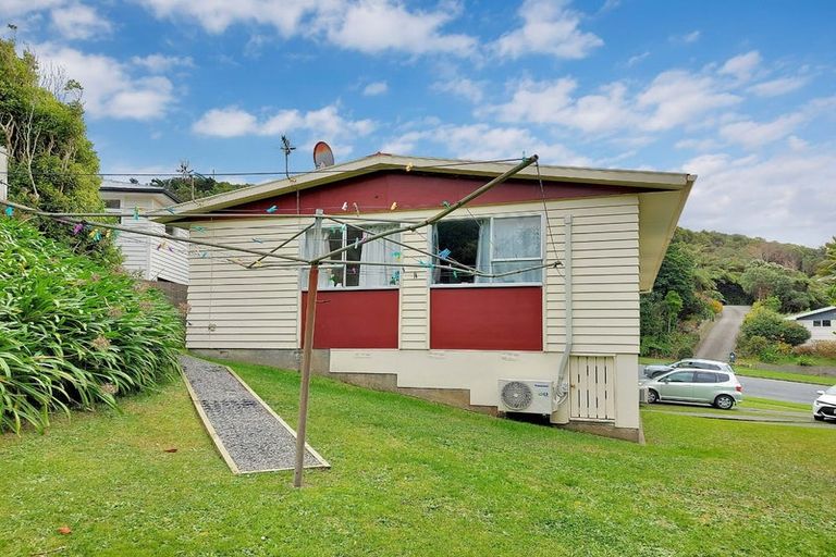 Photo of property in 286 Dowse Drive, Maungaraki, Lower Hutt, 5010