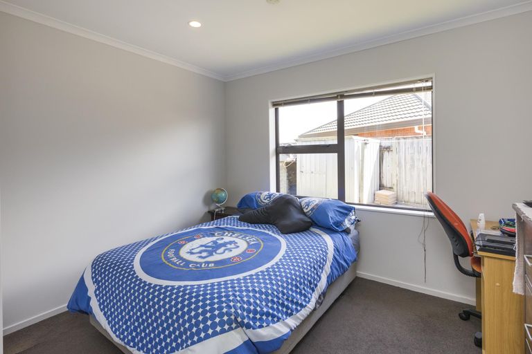 Photo of property in 62 Branigan Parade, Kelvin Grove, Palmerston North, 4414