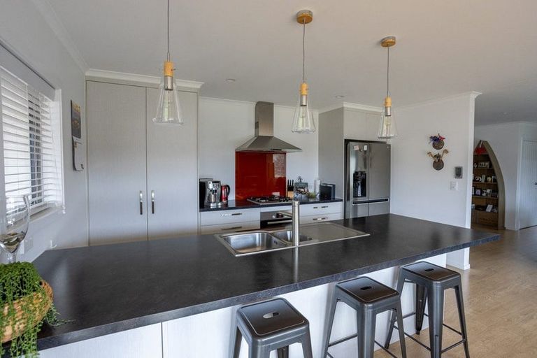 Photo of property in 22 Austin Reid Avenue, Carterton, 5713