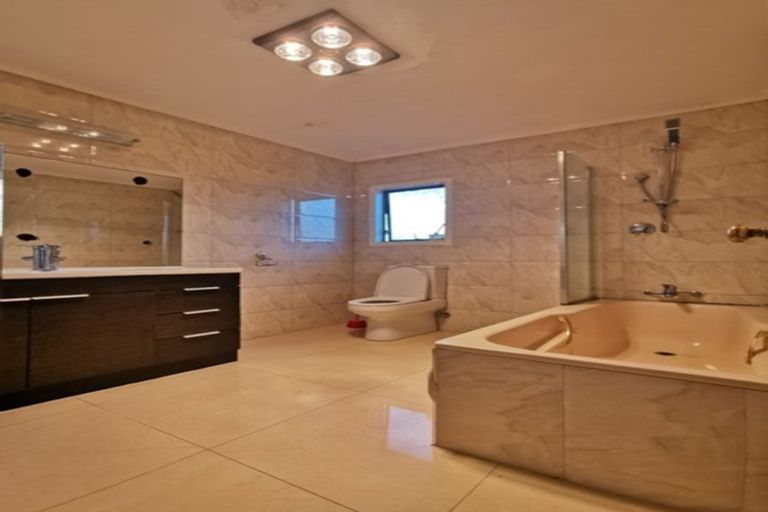 Photo of property in 49 West Coast Road, Glen Eden, Auckland, 0602