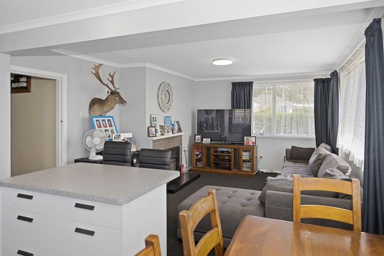 Photo of property in 3 Raglan Street, Oamaru North, Oamaru, 9400