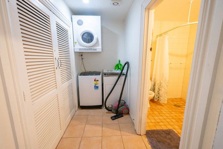 Photo of property in 104 Dundas Street, North Dunedin, Dunedin, 9016