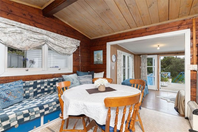 Photo of property in 22 Blue Pacific Parade, Riversdale Beach, Masterton, 5872