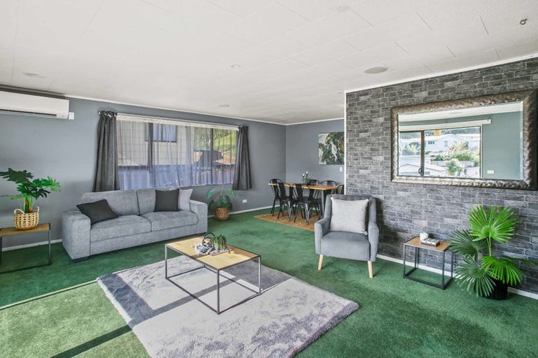 Photo of property in 41 Herekawe Drive, Spotswood, New Plymouth, 4310