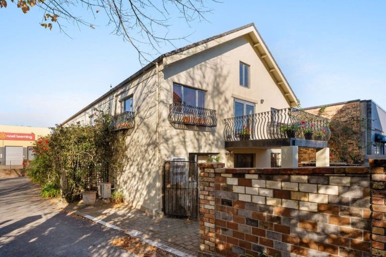 Photo of property in 84 Alpha Street, Cambridge, 3434