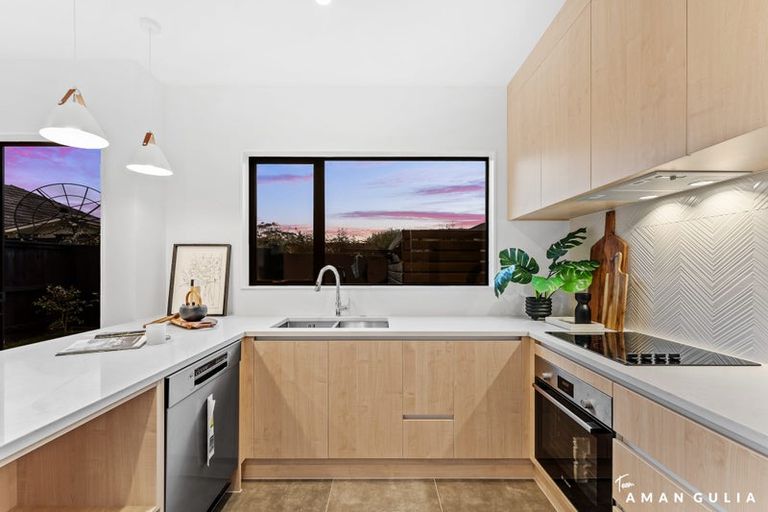 Photo of property in 7c Poto Street, Te Atatu South, Auckland, 0610