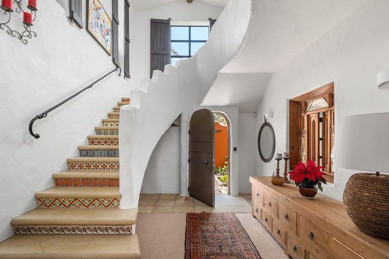 Photo of property in 214 Oceanbeach Road, Mount Maunganui, 3116