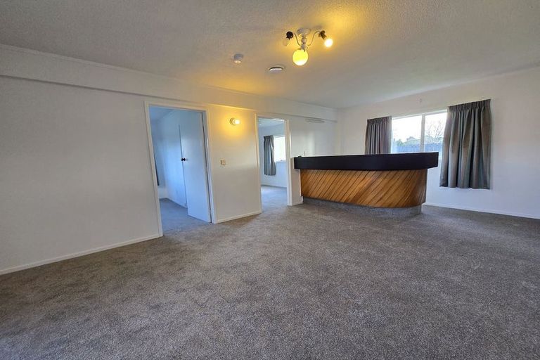 Photo of property in 6 Deacon Road, Riverhead, Kumeu, 0892