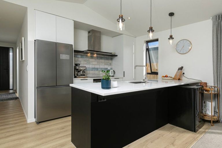 Photo of property in 9 Waddell Street, Lake Hawea, 9382