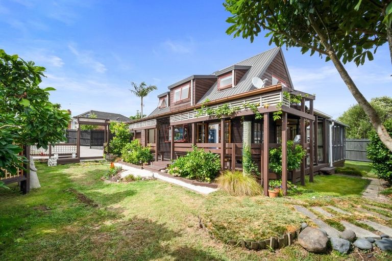 Photo of property in 181a Sturges Road, Henderson, Auckland, 0612