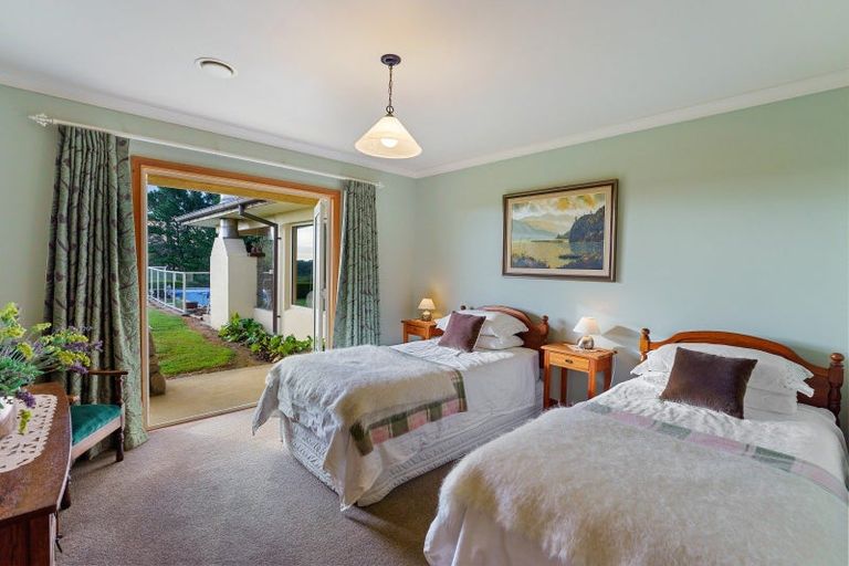 Photo of property in 101 Forest Lakes Road, Otaki, 5583