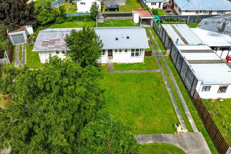 Photo of property in 4 Clutha Place, Westbrook, Palmerston North, 4412