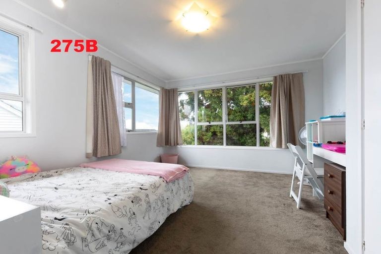 Photo of property in 2/275 Te Atatu Road, Te Atatu South, Auckland, 0610