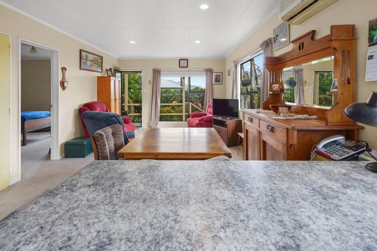 Photo of property in 1/27 Ranui Road, Stoke, Nelson, 7011