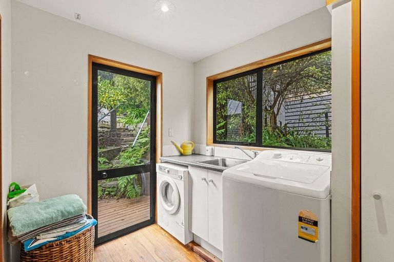 Photo of property in 198a Mount Pleasant Road, Mount Pleasant, Christchurch, 8081