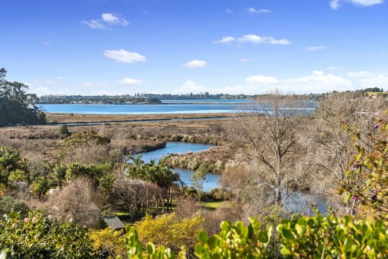 Photo of property in 6 Knox Place, Greerton, Tauranga, 3112