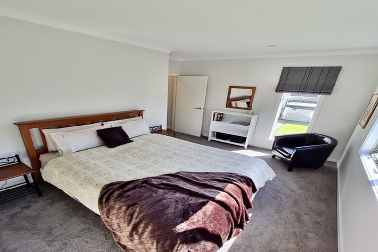 Photo of property in 4 Rotoiti Way, Poraiti, Napier, 4112