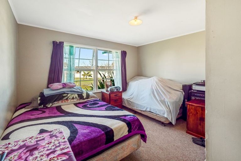 Photo of property in 1 Fairlight Place, Manurewa, Auckland, 2102