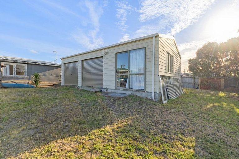 Photo of property in 22 Kauwhata Street, Himatangi Beach, Foxton, 4891