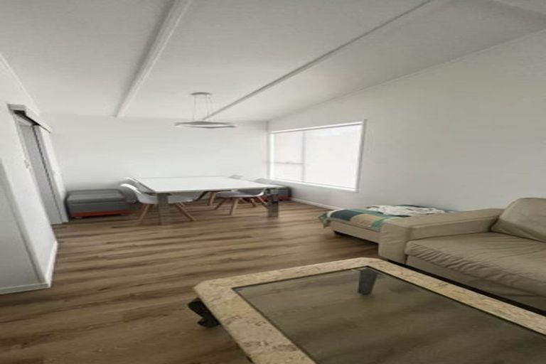 Photo of property in 39 Awaruku Road, Torbay, Auckland, 0630