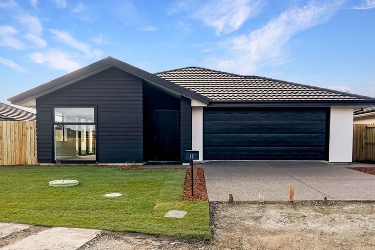 Photo of property in 12 Ned Place, Halswell, Christchurch, 8025