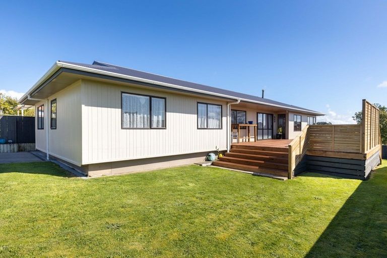 Photo of property in 6 Silby Street, Waitara, 4320