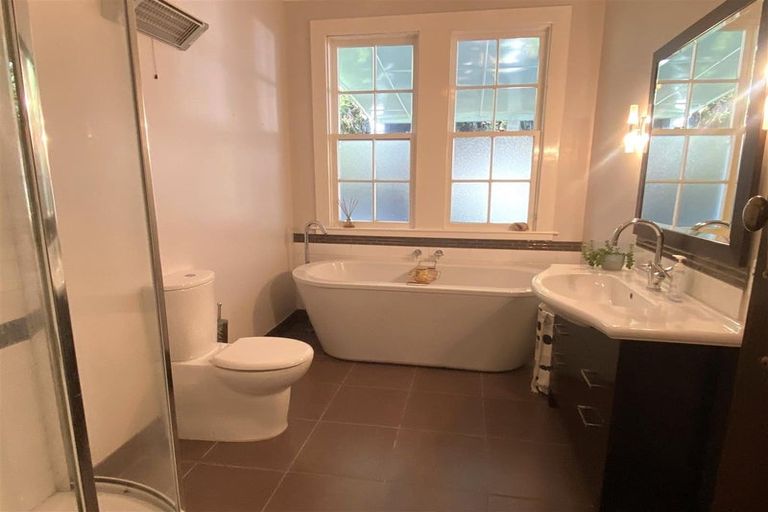 Photo of property in 13-15 Kilgour Road, Greymouth, 7805