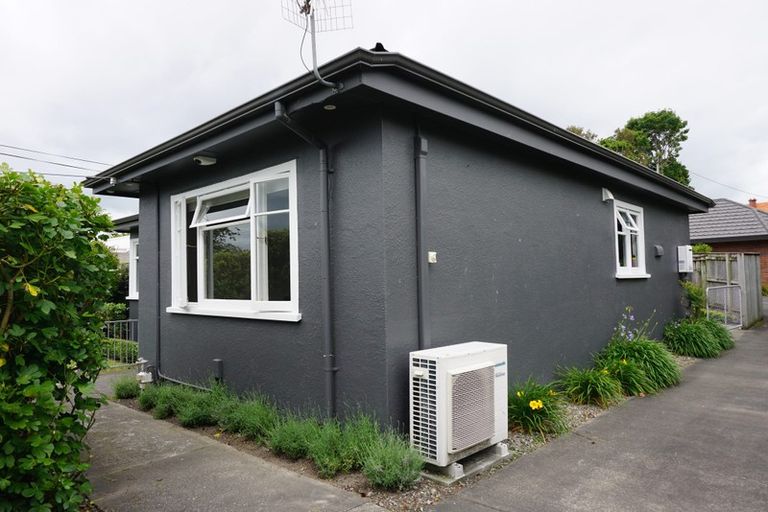Photo of property in 19 East Street, Terrace End, Palmerston North, 4410
