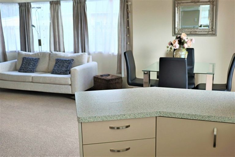 Photo of property in 1/122 Kenny Street, Waihi, 3610