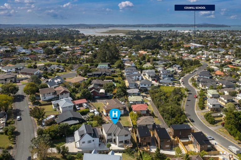 Photo of property in 10a Mescal Street, Massey, Auckland, 0614
