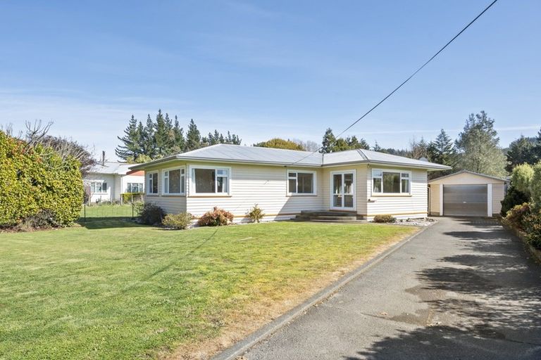 Photo of property in 207 Whitby Road, Wakefield, 7025