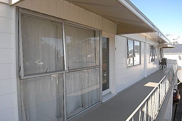 Photo of property in 6/15 Lloyd Avenue, Mount Albert, Auckland, 1025