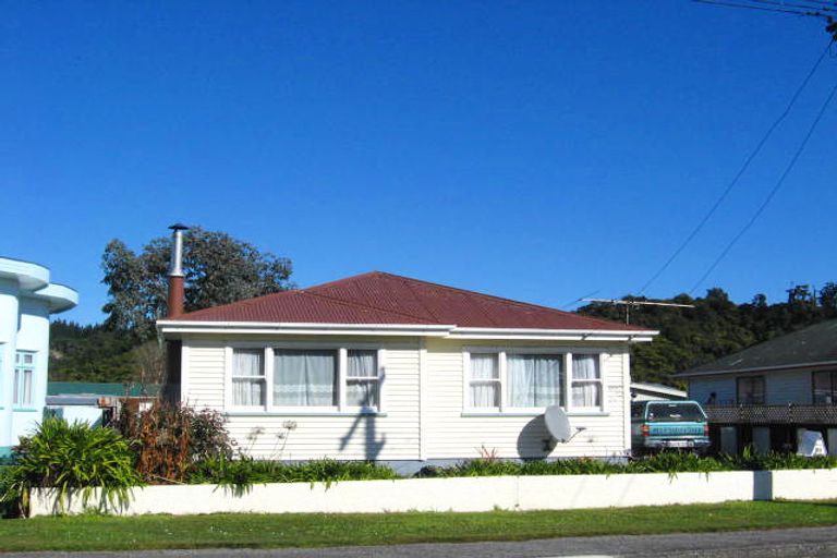 Photo of property in 100 Marsden Road, Greymouth, 7805