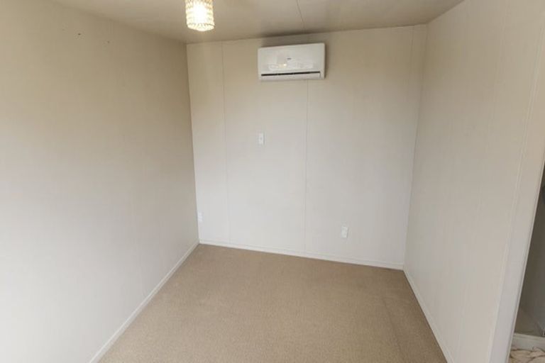 Photo of property in 96 Frankley Road, Frankleigh Park, New Plymouth, 4310