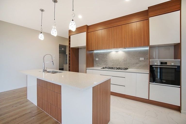 Photo of property in 48 Twin Parks Rise, Papakura, 2110