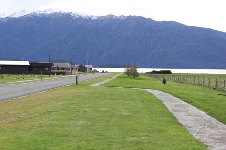 Photo of property in 27 South Arm Drive, Te Anau, 9600