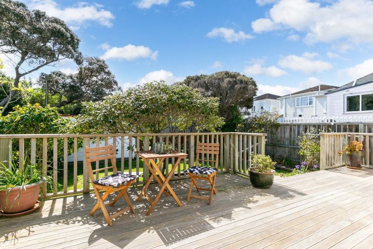 Photo of property in 32 Liffey Street, Island Bay, Wellington, 6023