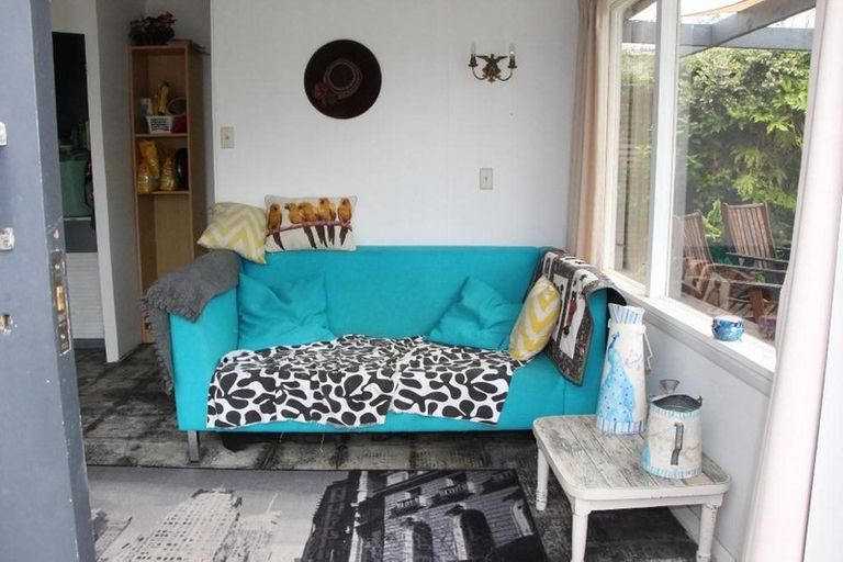 Photo of property in 2 Avenue Road, West End, Timaru, 7910