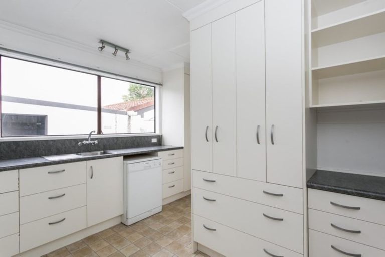 Photo of property in 33 Plassey Street, Havelock North, 4130