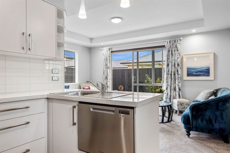 Photo of property in 2/14 Nicholls Road, Halswell, Christchurch, 8025