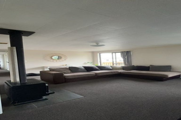 Photo of property in 26 Colombo Road, Waiuku, 2123